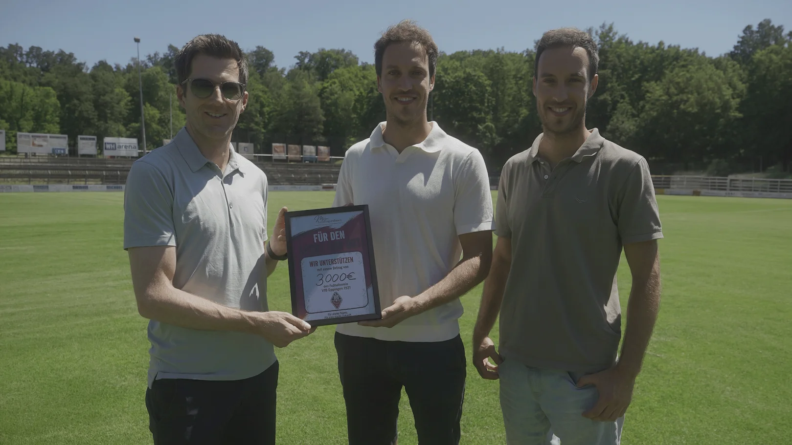 Donatieoverhandiging: 3.000 euro voor het integrale jeugdwerk van VfB Eppingen