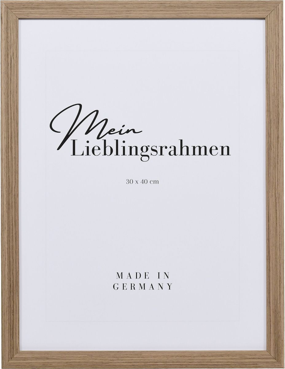 Frontansicht eines Holzrahmens, 30x40 cm, in der Farbe Nussbaum mit natÃ¼rlicher Maserung im Landhausstil