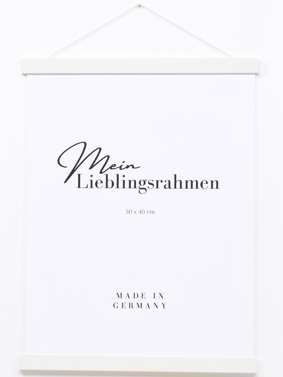 Frontansicht eines weissen Holz-PosterhÃ¤ngers