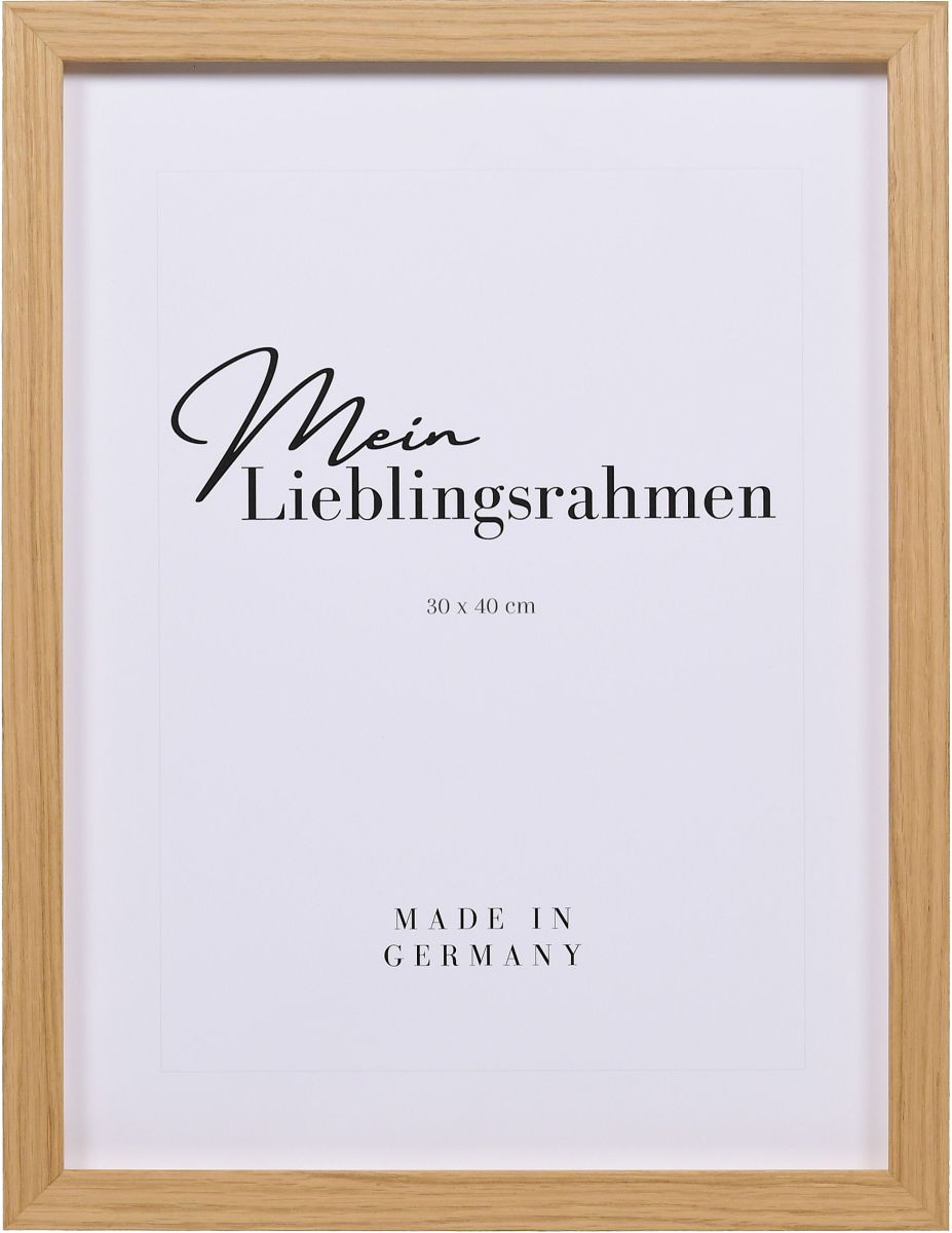 Vooraanzicht van een gefineerde massief houten lijst, 30x40 cm, in eiken met natuurlijke nerf in landelijke stijl